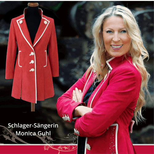 Monica Guhl mit einer Einzelanfertigung von Sonja Mühlematter